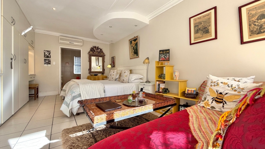 6 Bedroom Property for Sale in Gordons Bay Village Western Cape